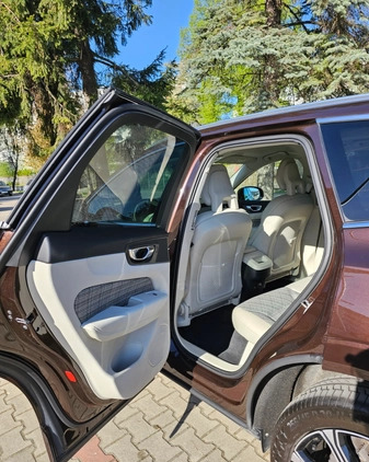 Volvo XC 60 cena 110900 przebieg: 125200, rok produkcji 2017 z Warszawa małe 67